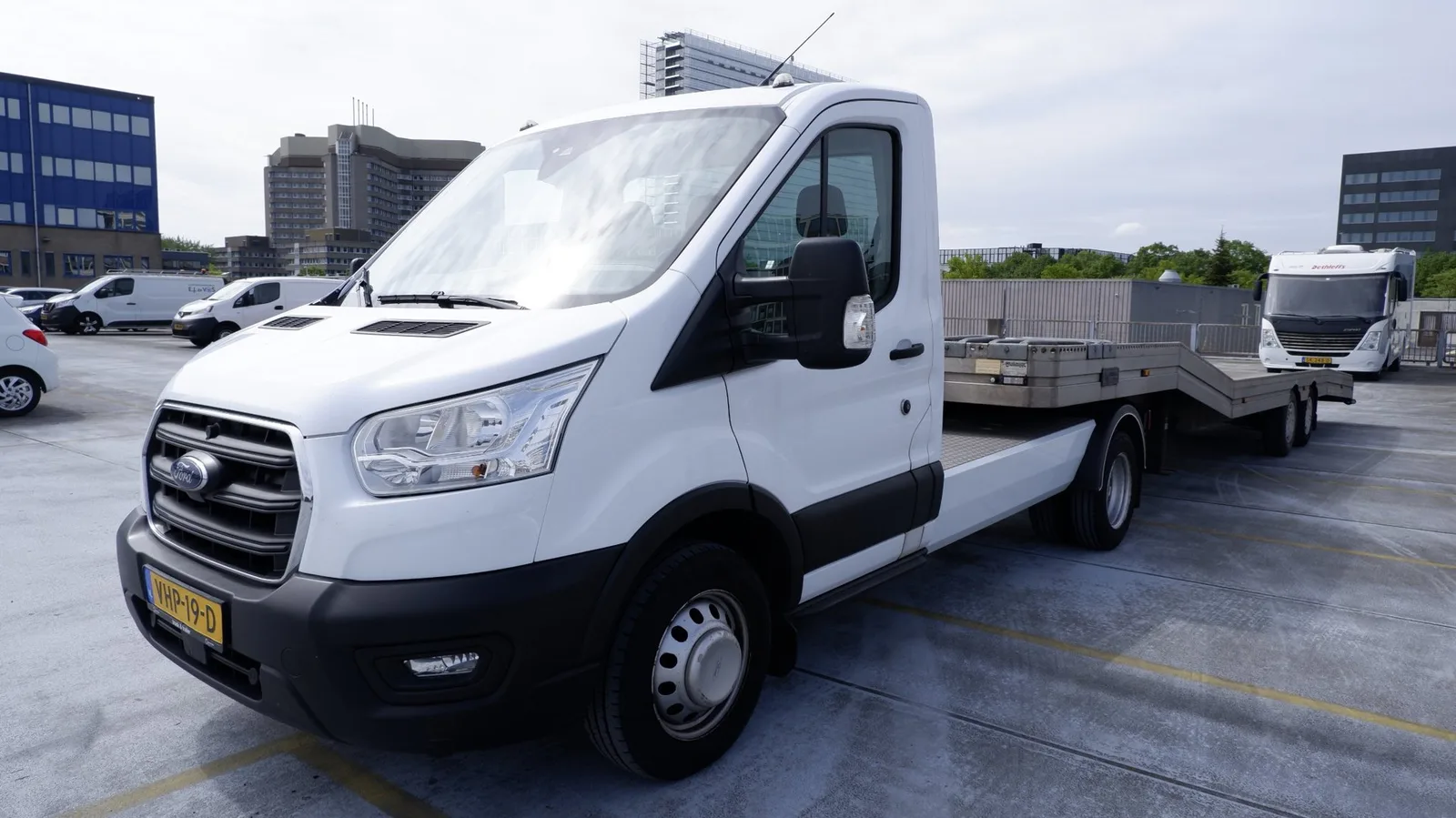 Ford Transit (2020) — foto 1