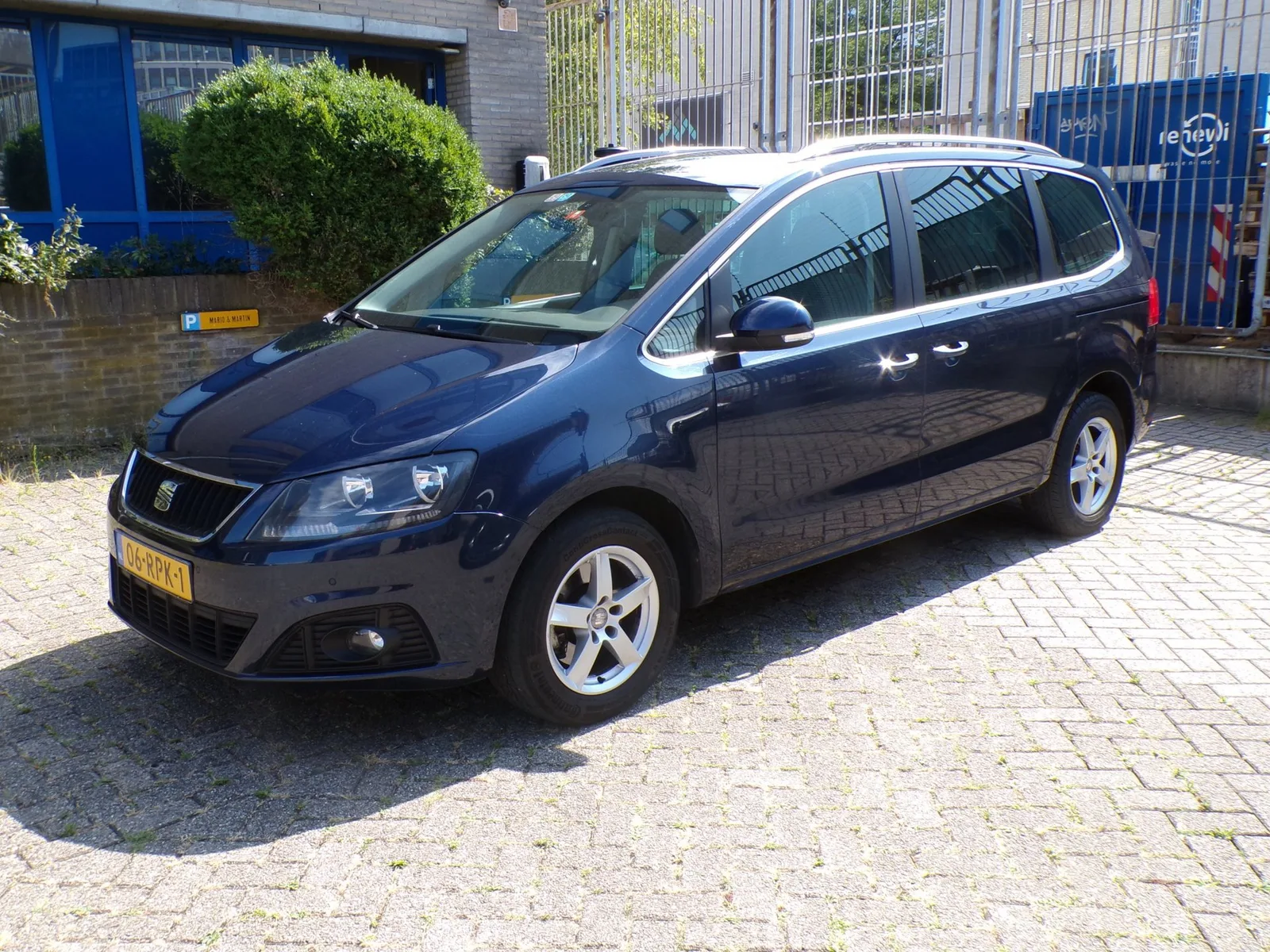 SEAT Alhambra (2010) — foto 1