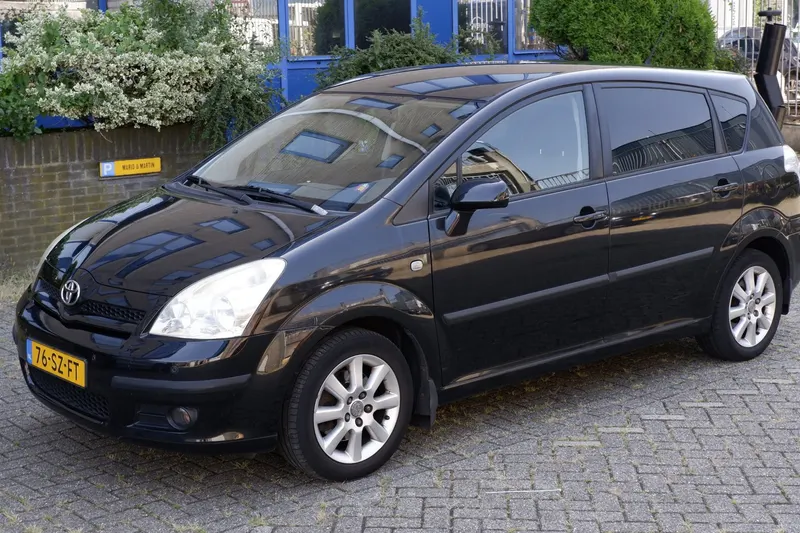 Toyota Verso (2006)