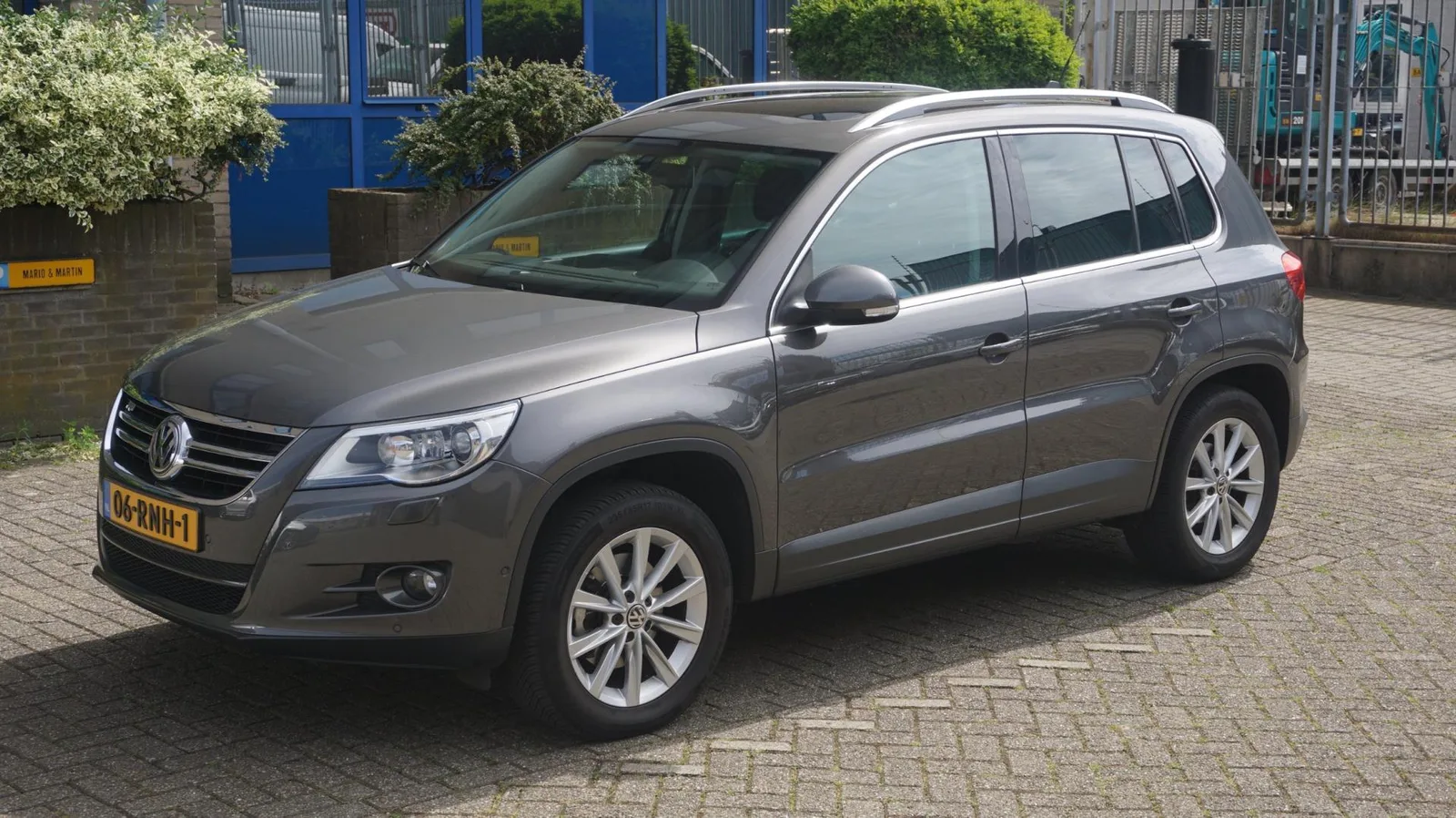 Volkswagen Tiguan (2011) — foto 1