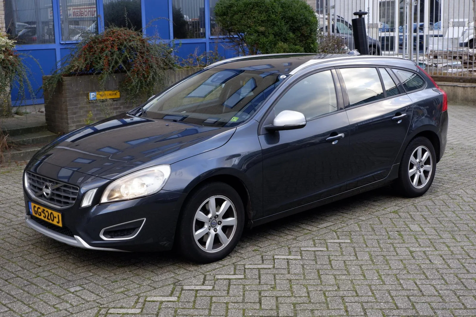 Volvo V60 (2013) — foto 1