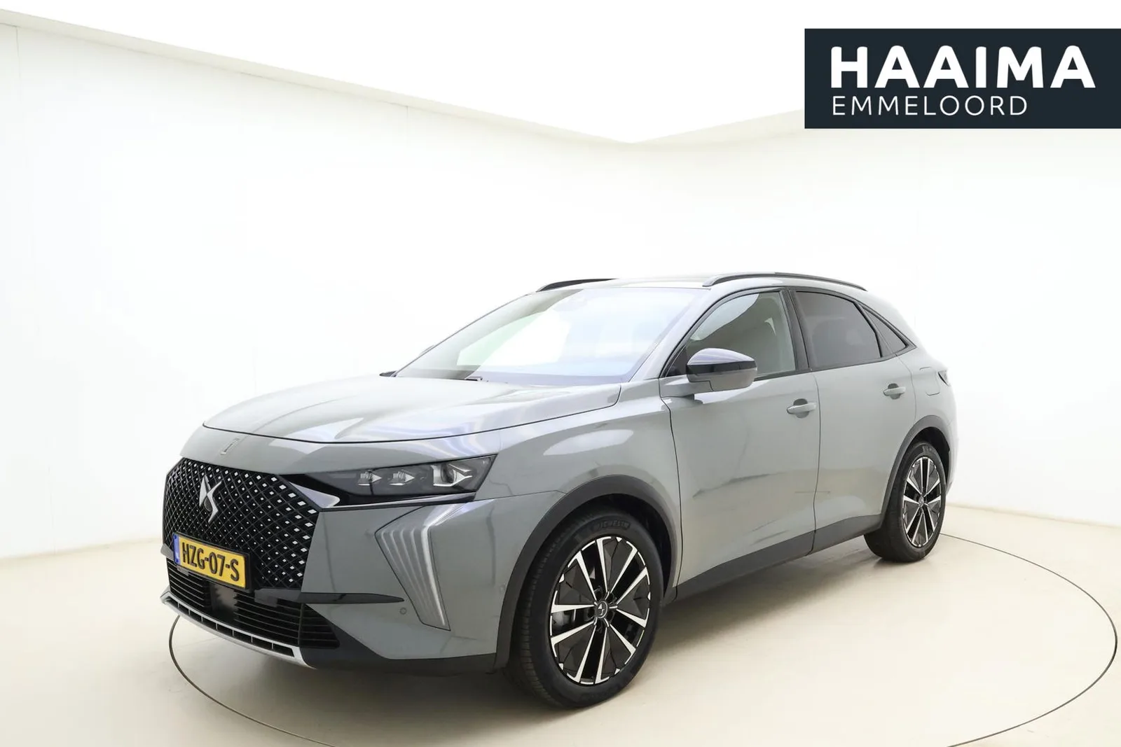 DS 7 (2025) — foto 1