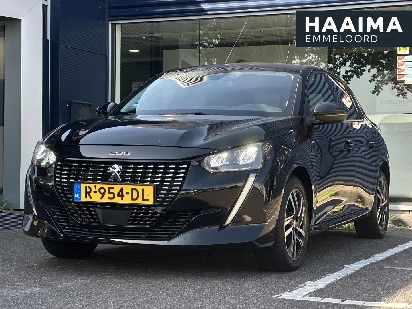 Peugeot 208 (2022) — foto 1