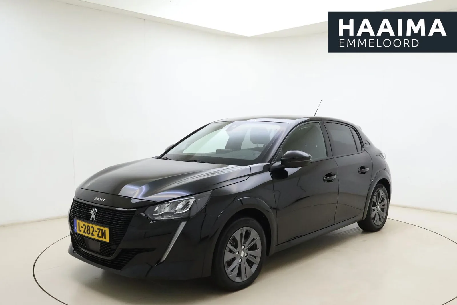 Peugeot e-208 (2021) — foto 1