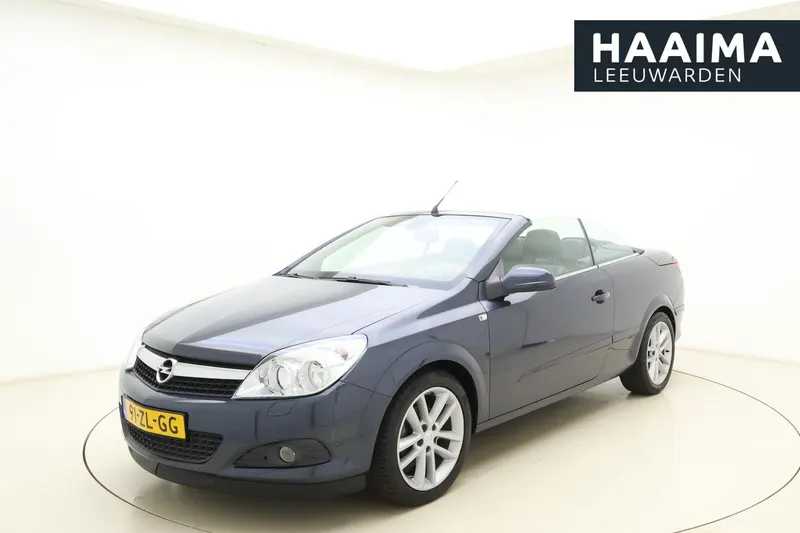 Opel Astra (2008)