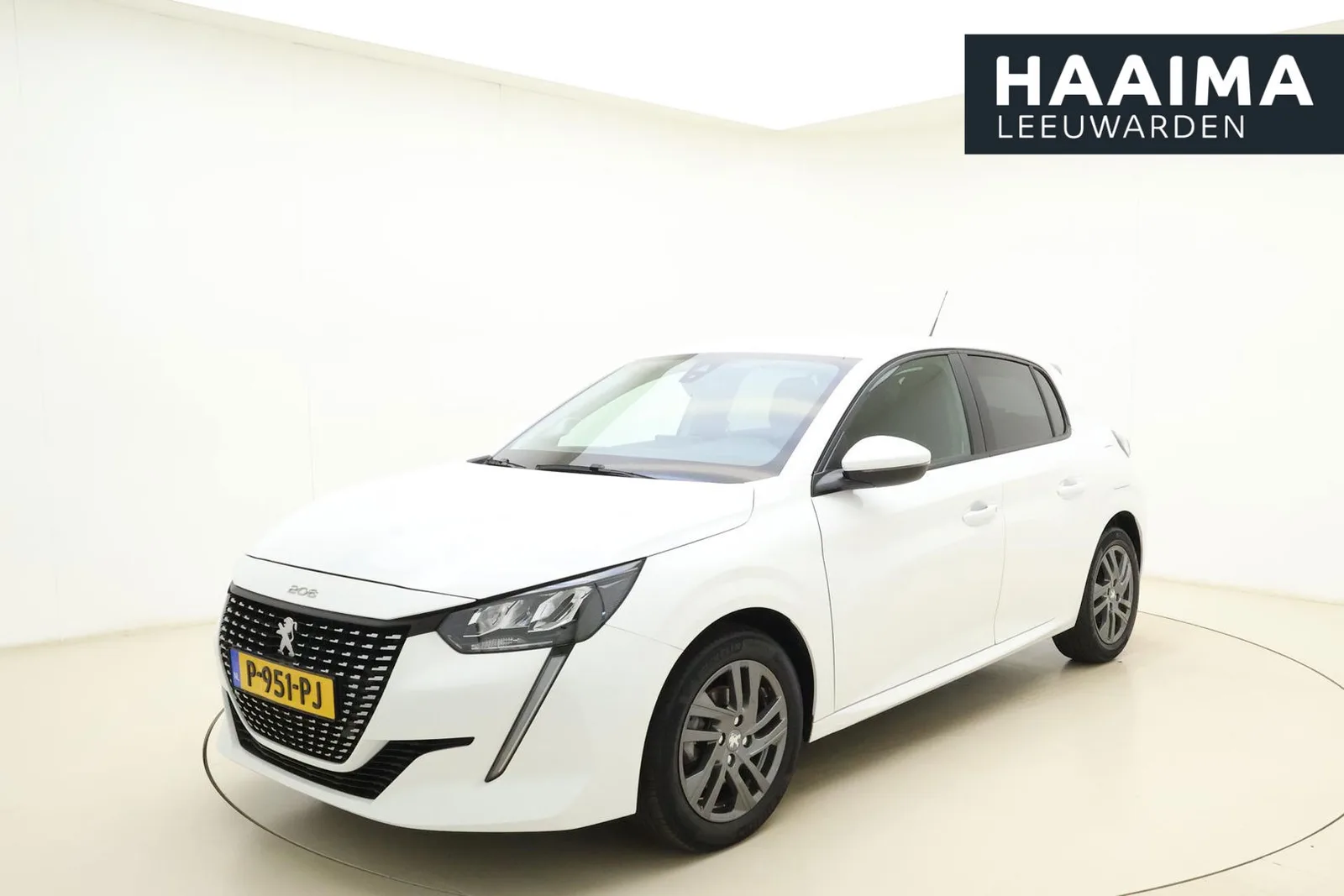 Peugeot 208 (2021) — foto 1