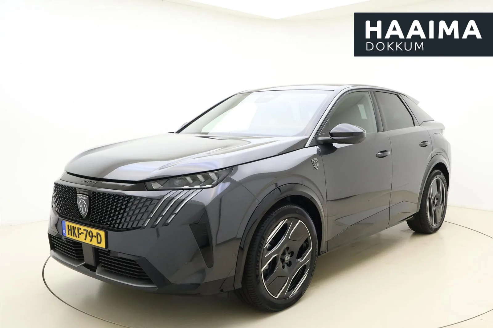 Peugeot e-3008 (2025) — foto 1