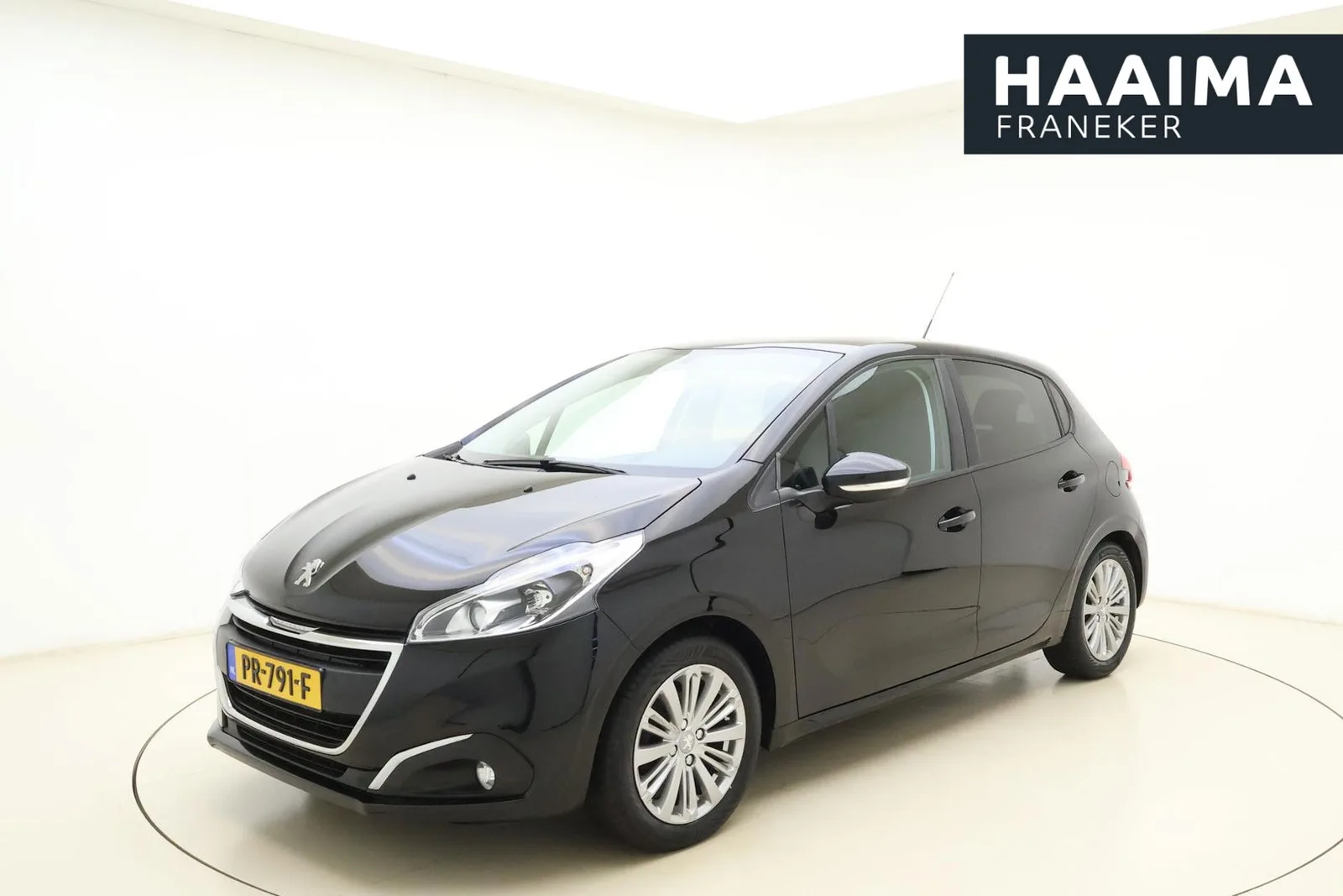 Peugeot 208 (2017) — foto 1