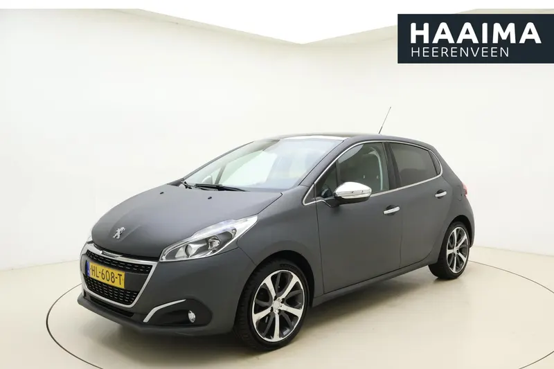 Peugeot 208 (2015)