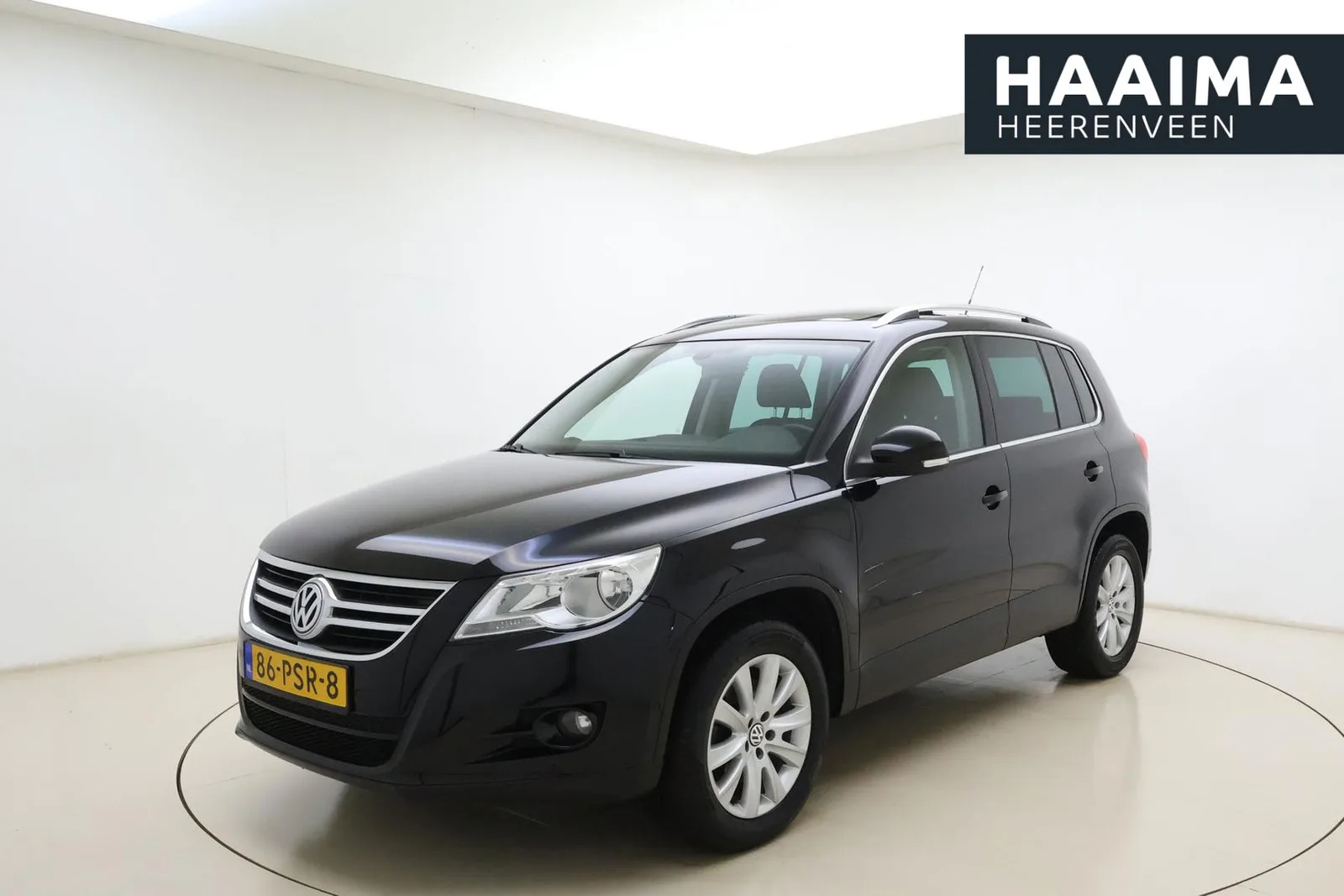 Volkswagen Tiguan (2011) — foto 1