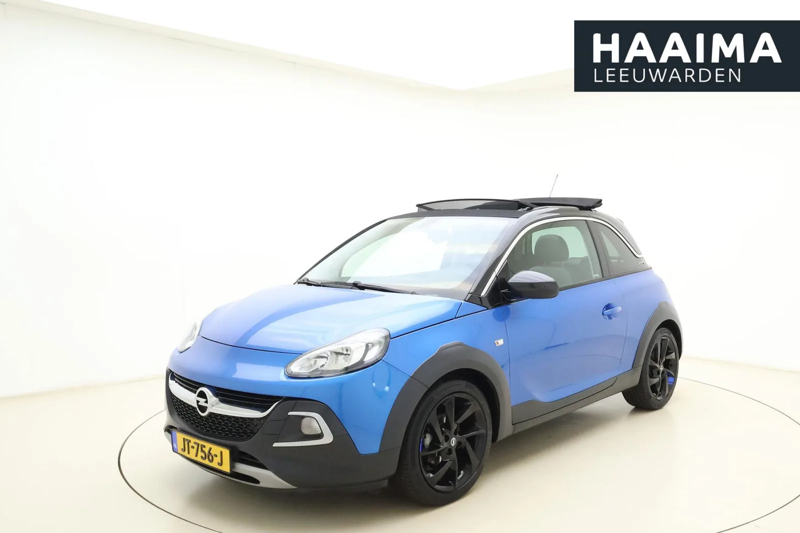 Opel Adam (2016) — foto 1