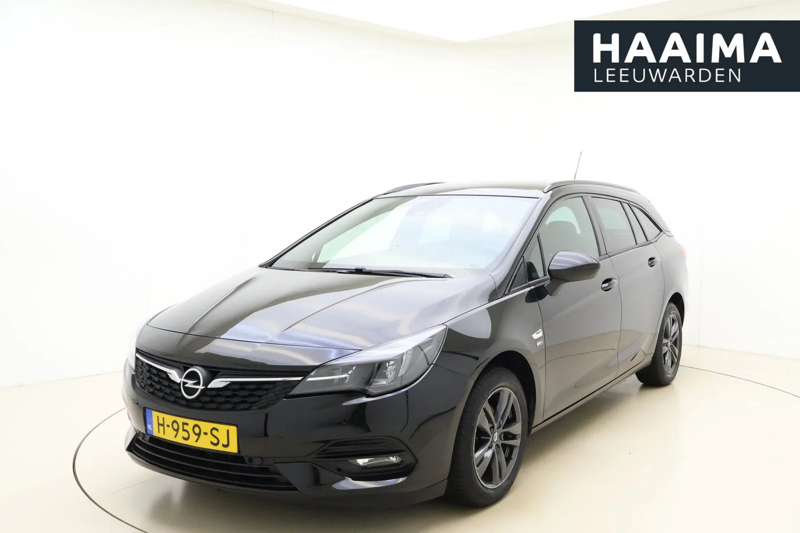 Opel Astra (2020) — foto 1