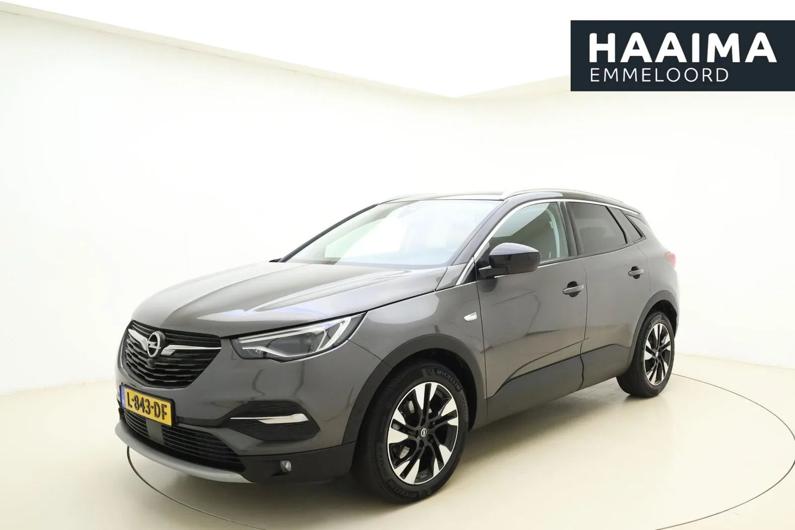 Opel Grandland (2020) — foto 1