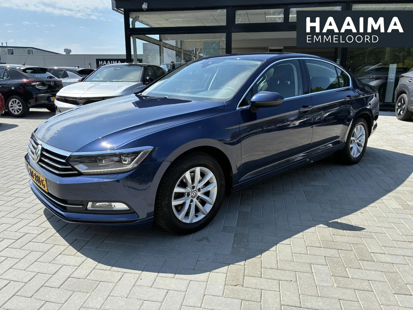 Volkswagen Passat (2015) — foto 1