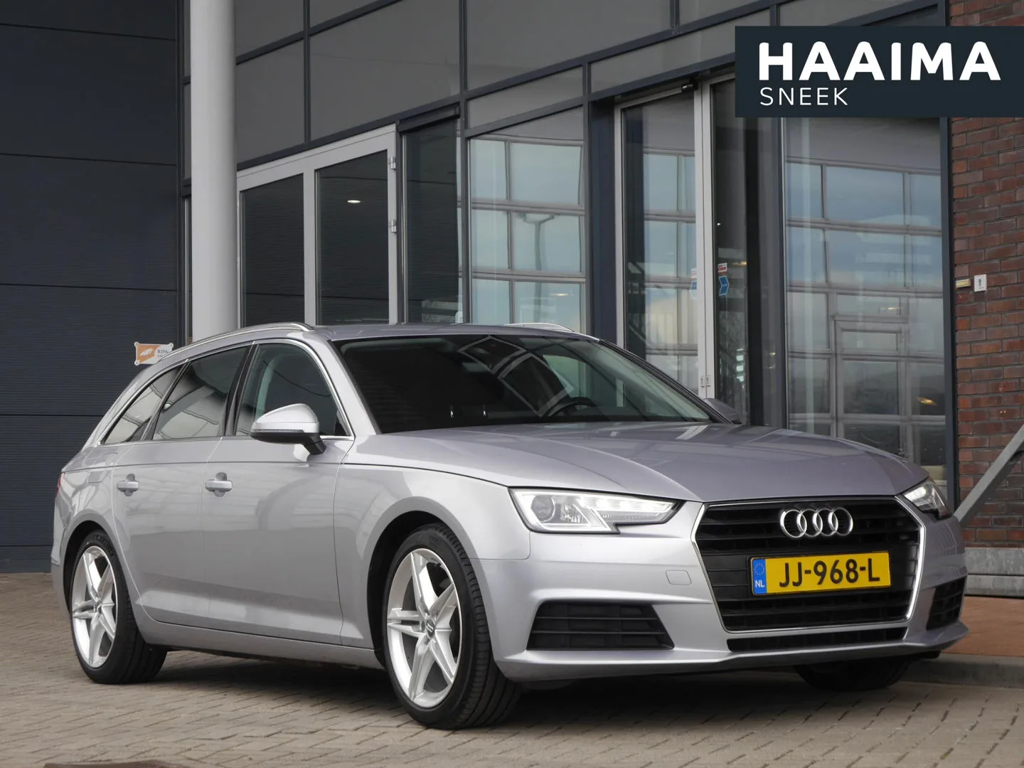 Audi A4 (2016) — foto 1