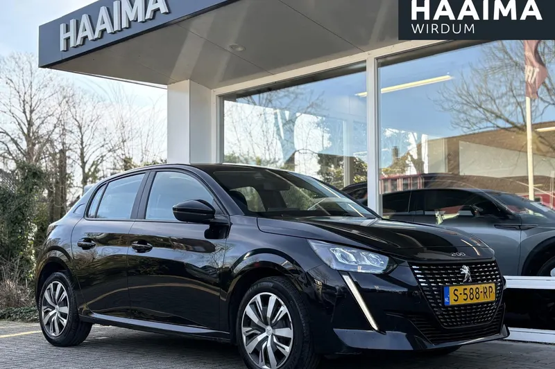 Peugeot 208 (2023)