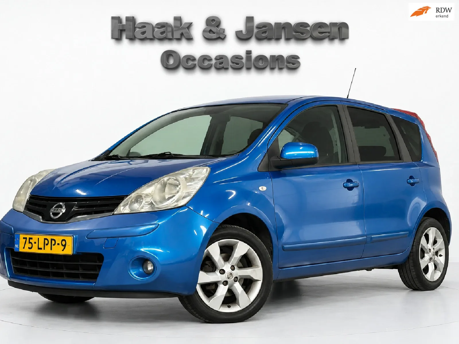Nissan Note (2010) — foto 1