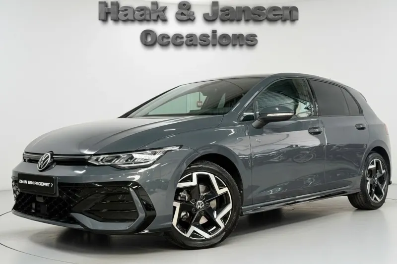 Volkswagen Golf (2025)