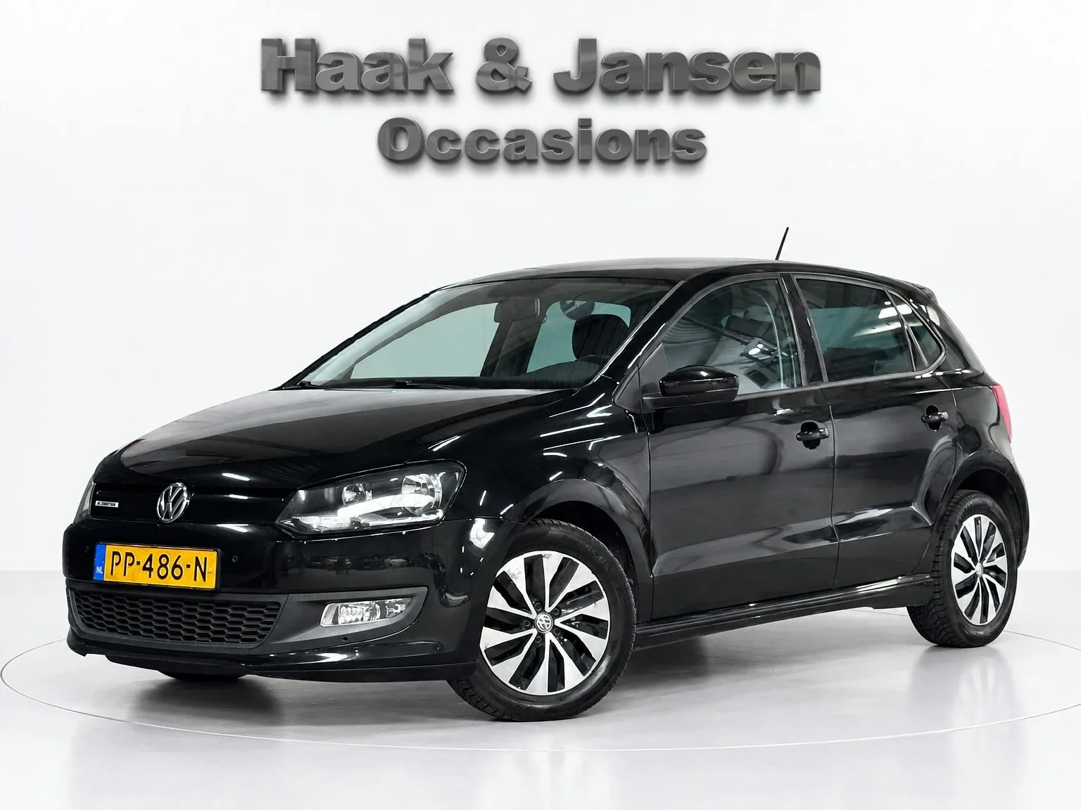 Volkswagen Polo (2017) — foto 1