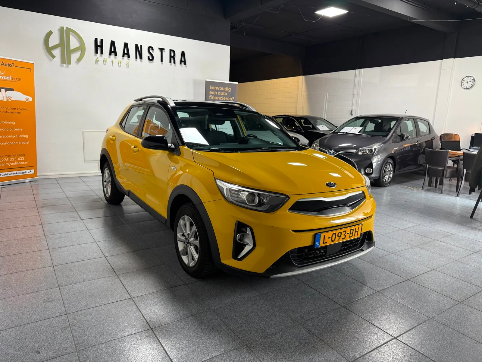 Kia Stonic (2021) — foto 1