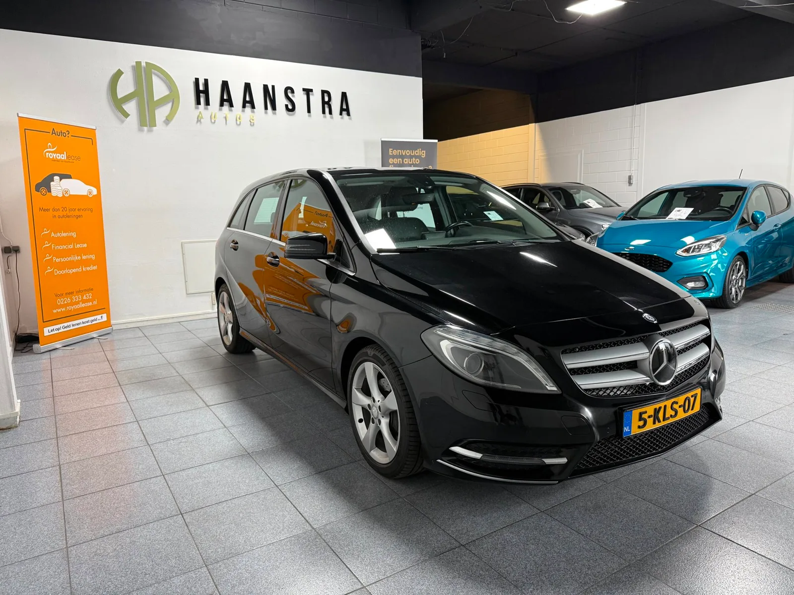 Mercedes-Benz B-Klasse (2013) — foto 1