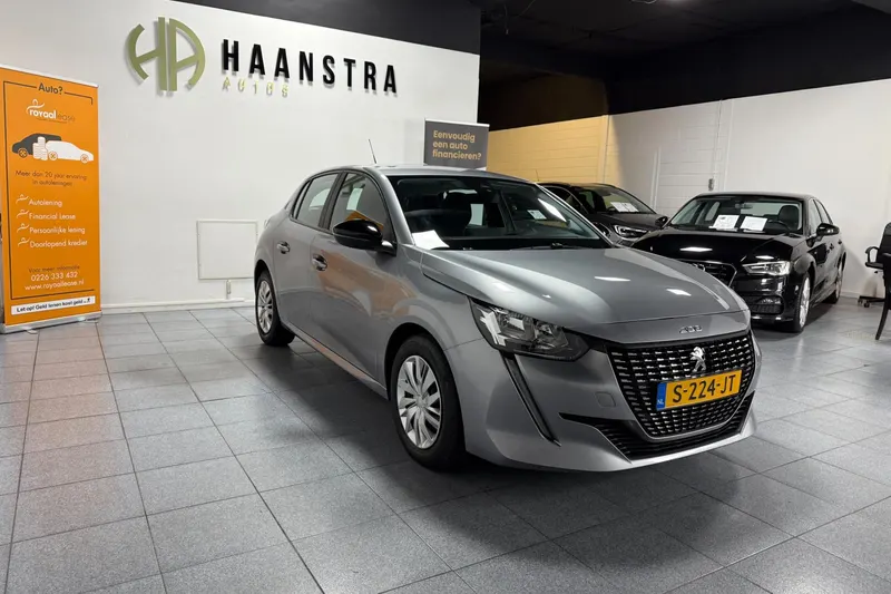 Peugeot 208 (2023)