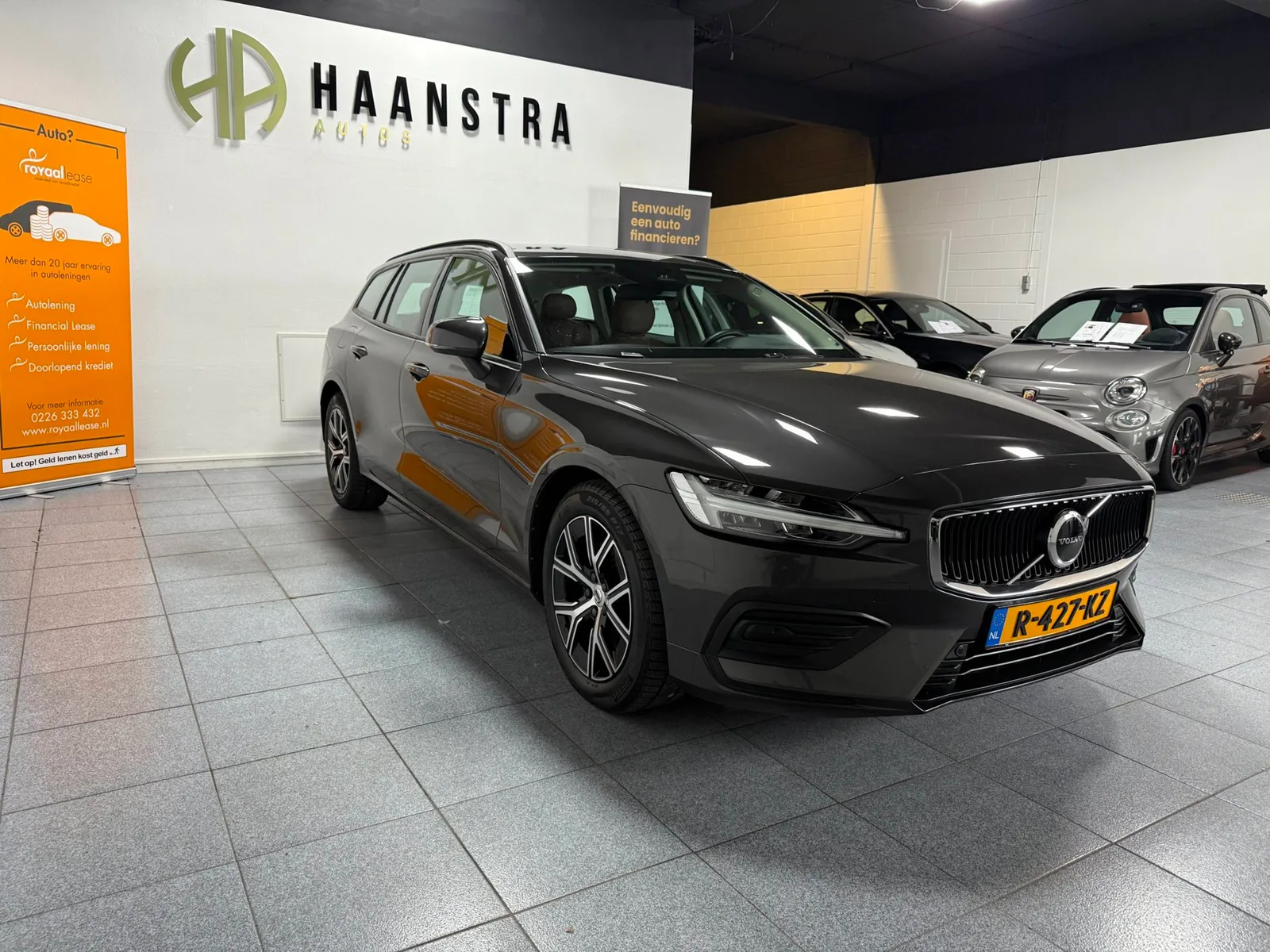 Volvo V60 (2022) — foto 1