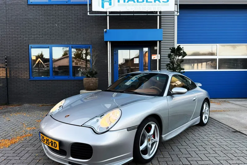 Porsche 911 (2001)