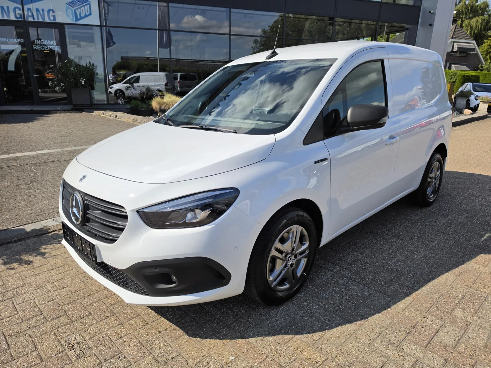 Mercedes-Benz eCitan (2018) — foto 1