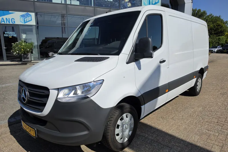 Mercedes-Benz Sprinter (2024)