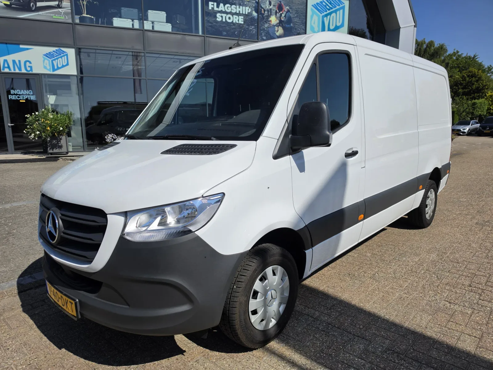 Mercedes-Benz Sprinter (2024) — foto 1
