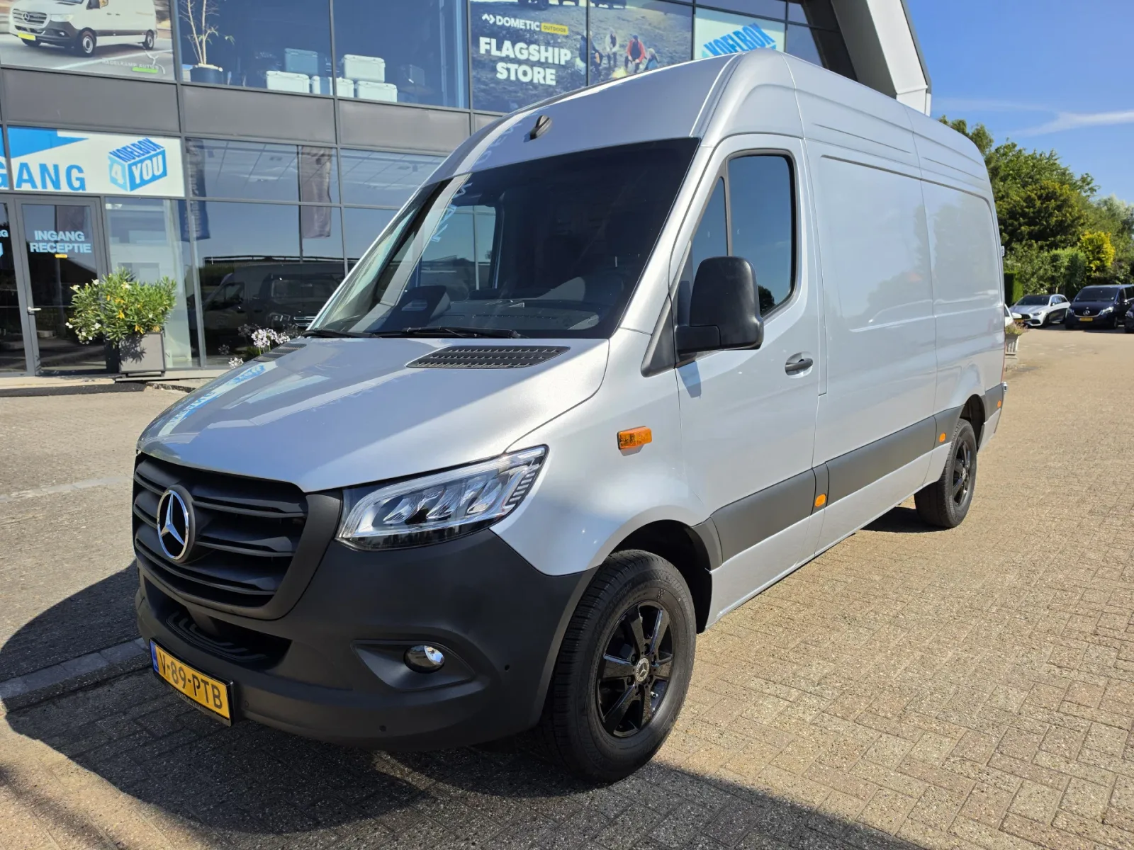 Mercedes-Benz Sprinter (2024) — foto 1
