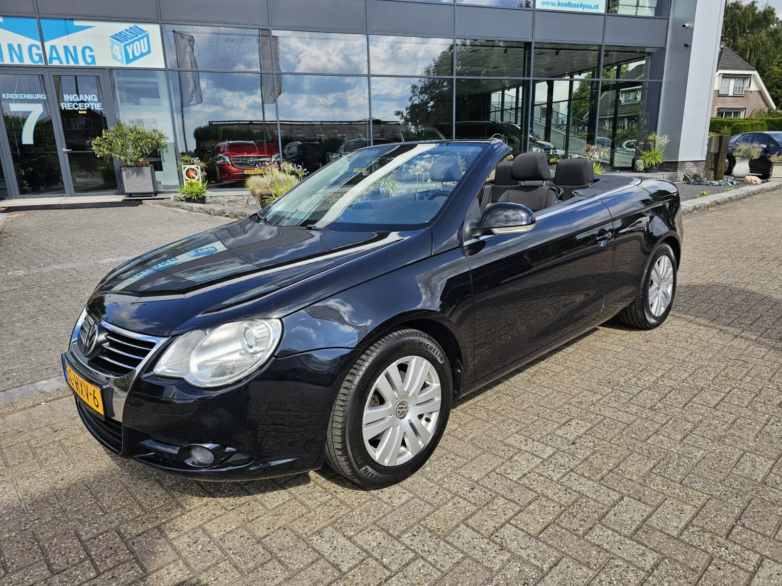 Volkswagen Eos (2009) — foto 1
