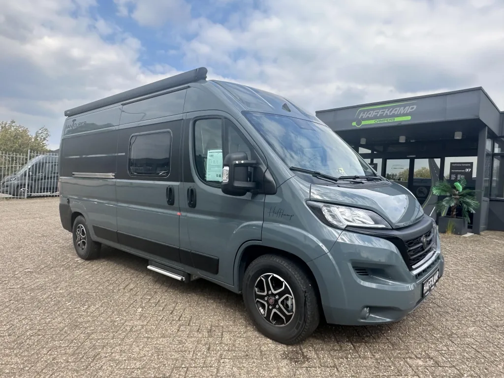 VanTourer 600 (2025) — foto 1