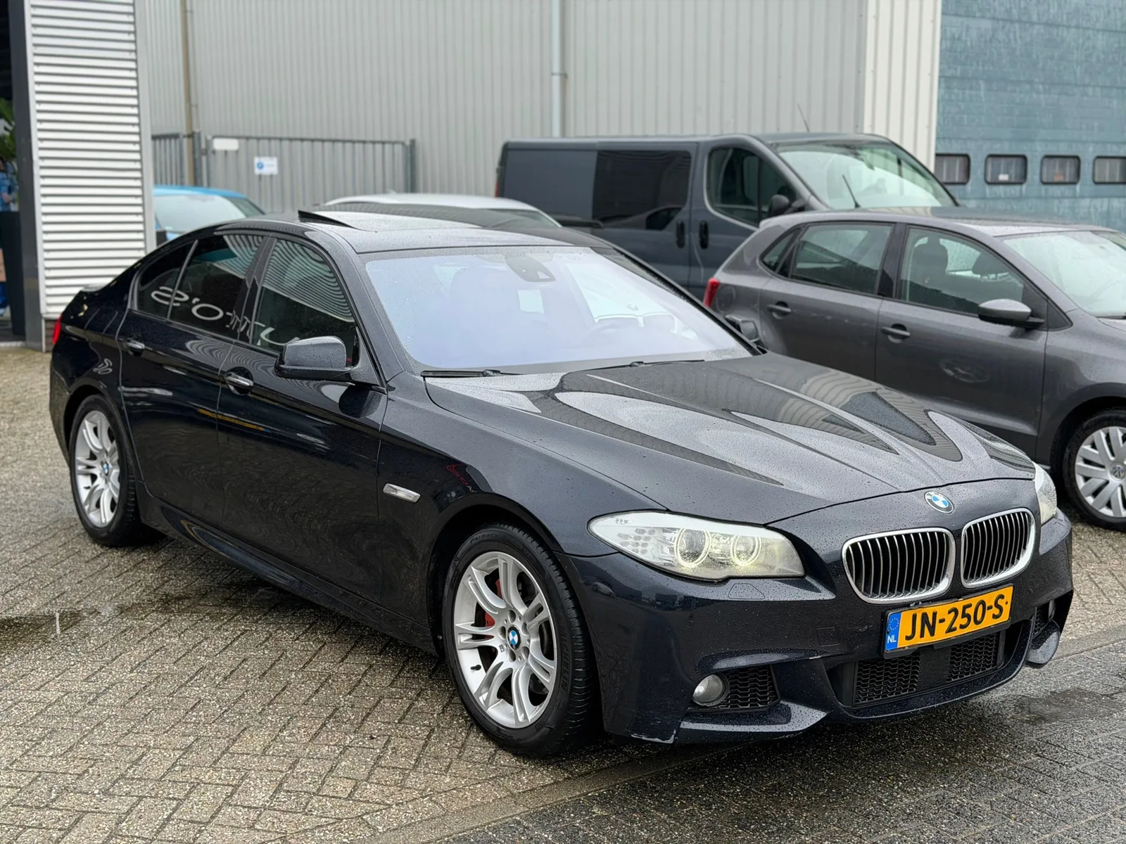 BMW 5-Serie (2011) — foto 1