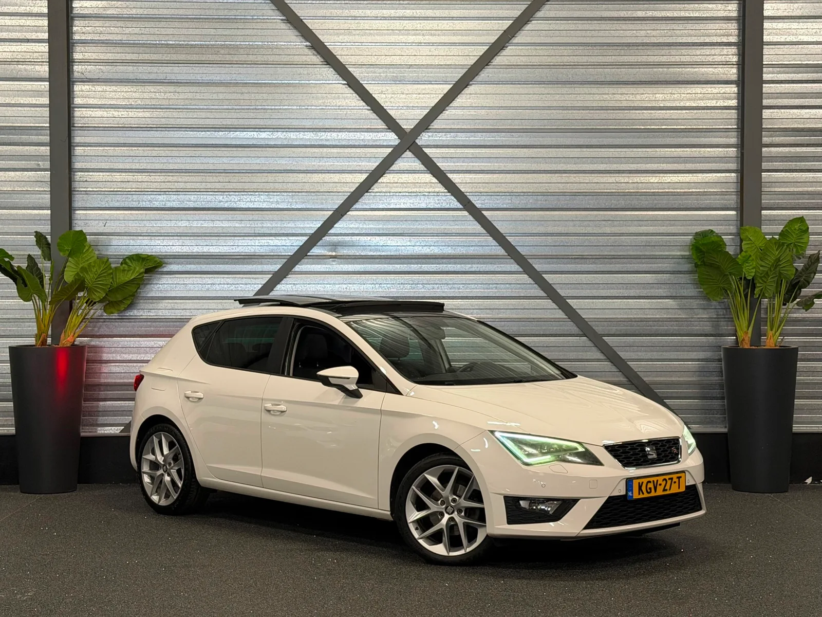 SEAT Leon (2013) — foto 1