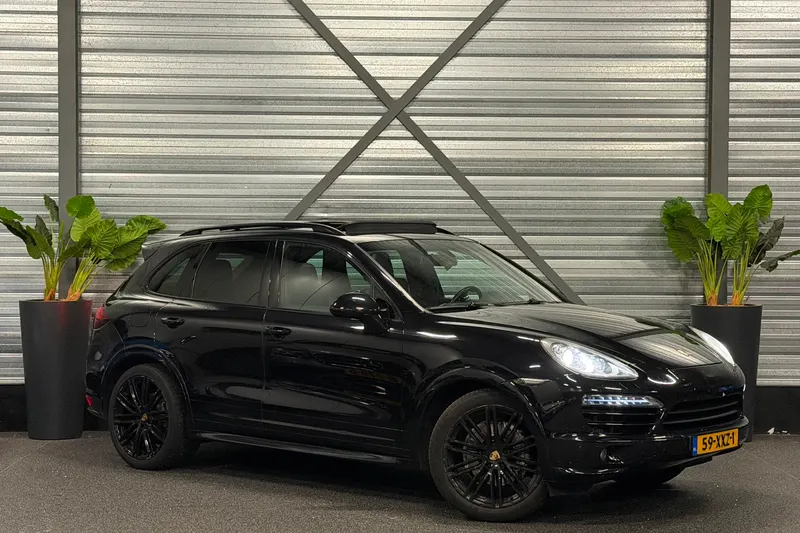 Porsche Cayenne (2012)