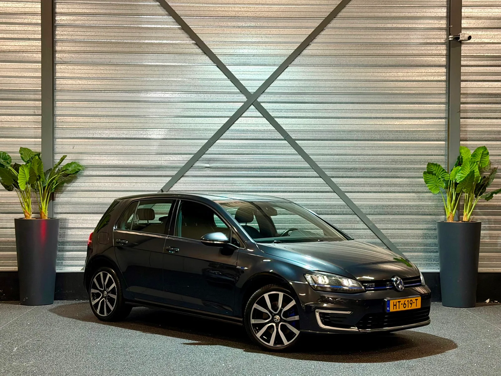 Volkswagen Golf (2015) — foto 1