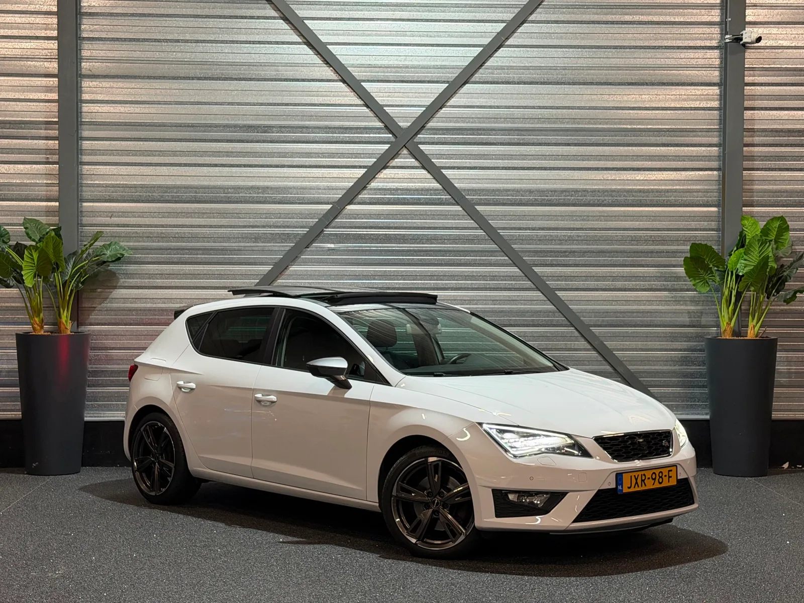 SEAT Leon (2013) — foto 1