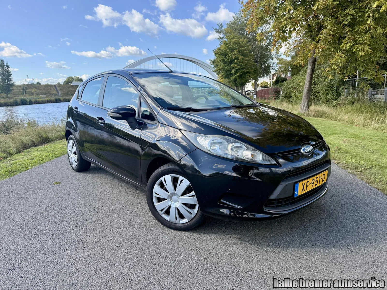 Ford Fiesta (2009) — foto 1