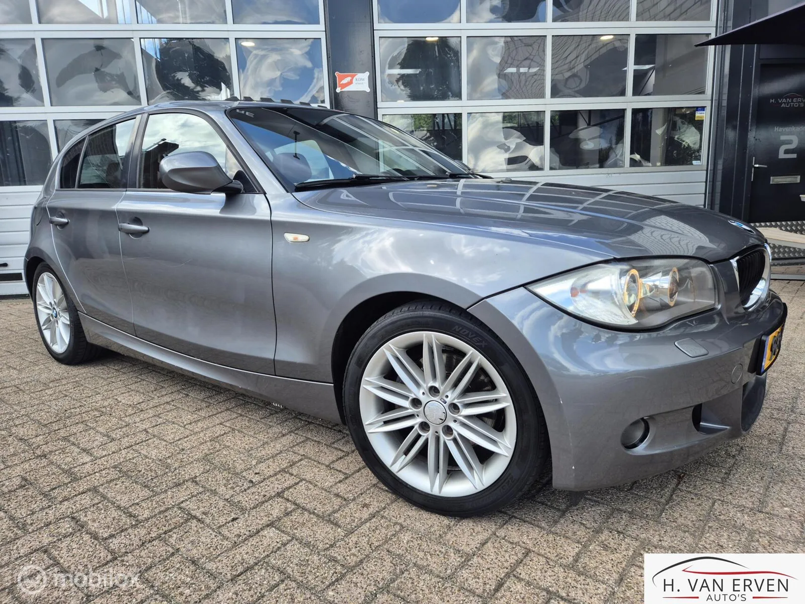 BMW 1-Serie (2011) — foto 1