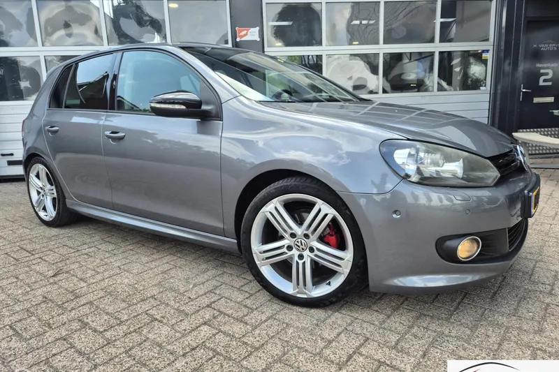 Volkswagen Golf (2012)