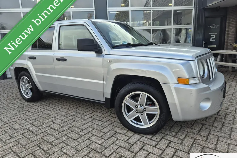 Jeep Patriot (2008)