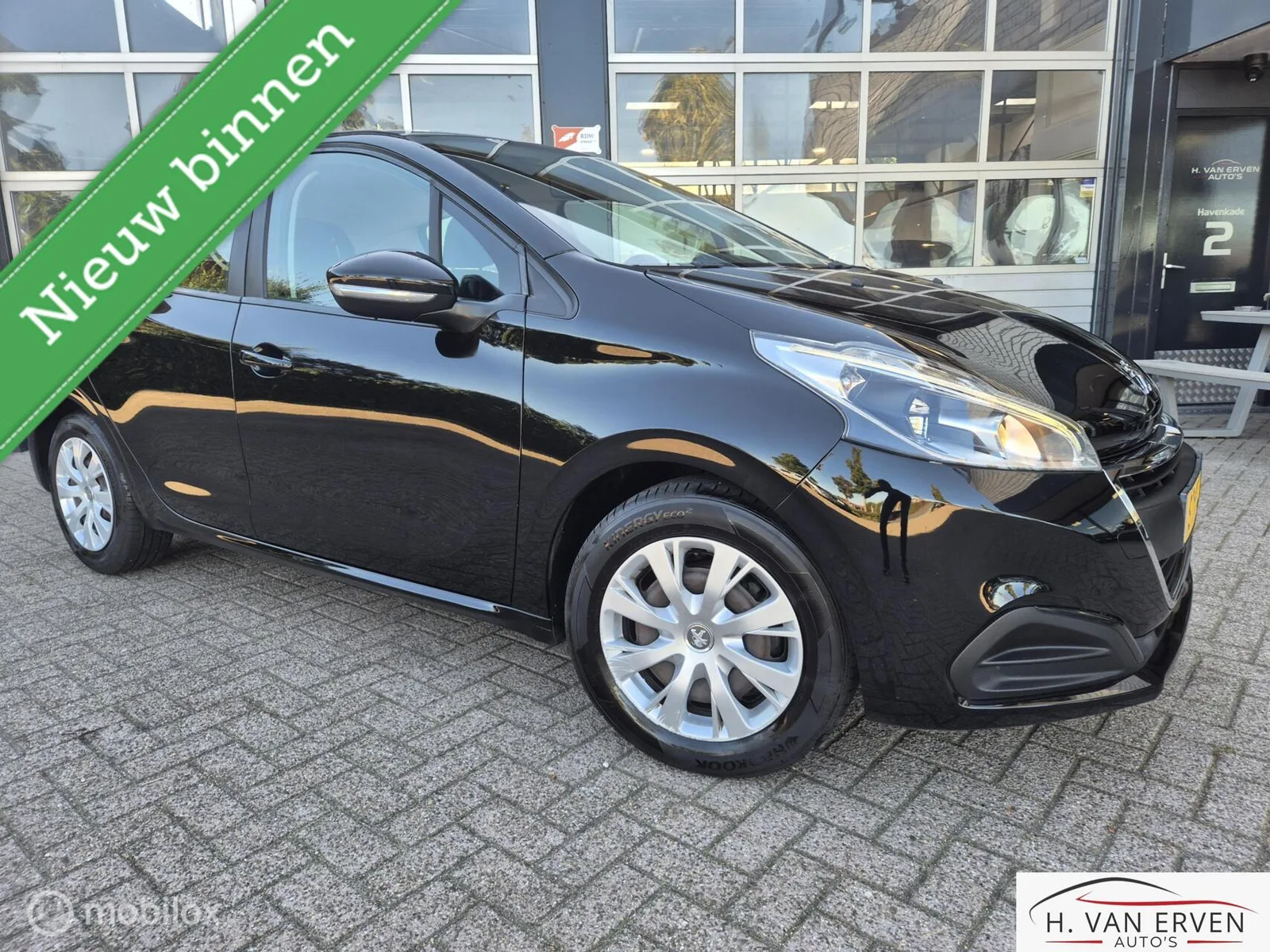 Peugeot 208 (2018) — foto 1