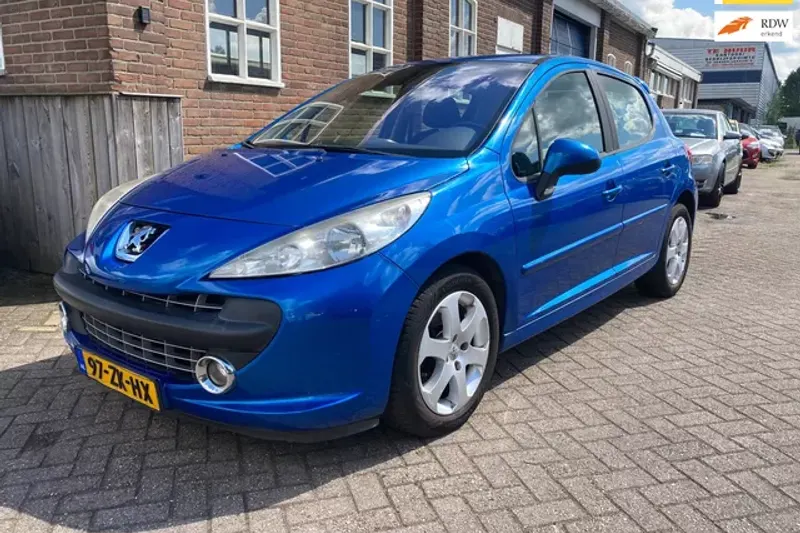 Peugeot 207 (2008)