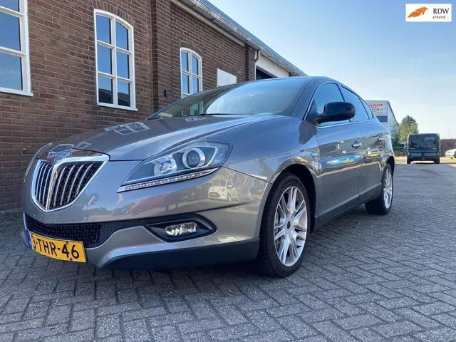 Lancia Delta (2010) — foto 1