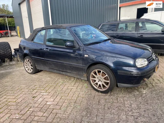 Volkswagen Golf (1998) — foto 1
