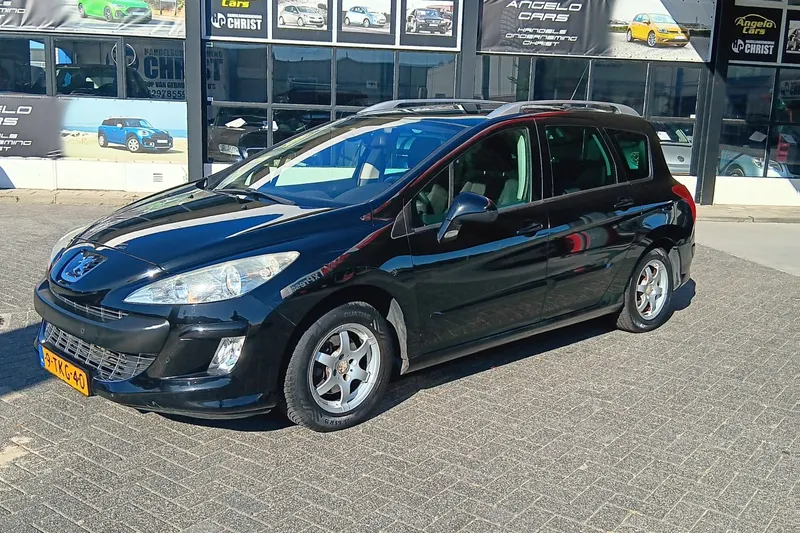 Peugeot 308 (2010)