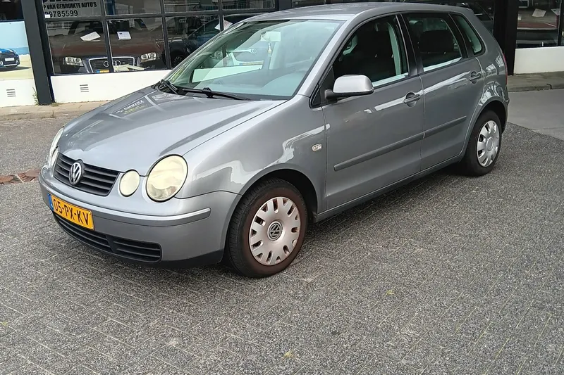Volkswagen Polo (2005)
