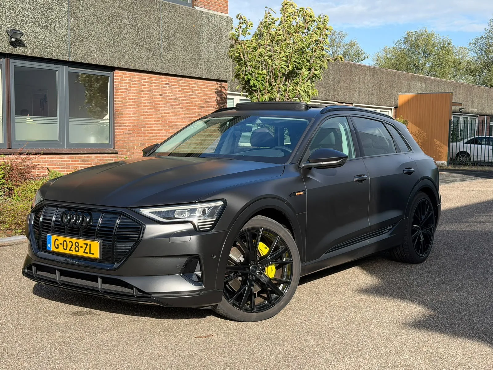 Audi e-tron (2019) — foto 1